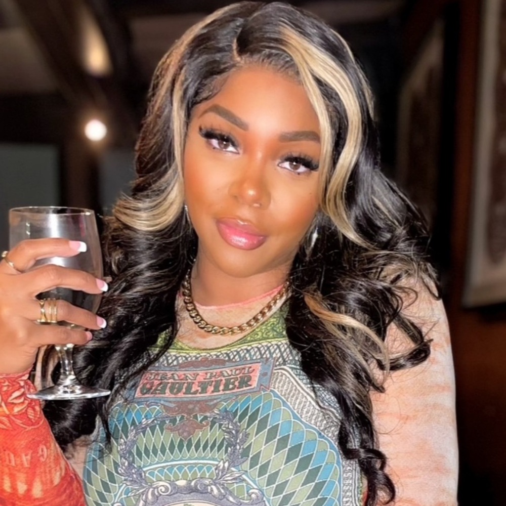 Stylish Black and Blonde 24 in. Wig(D)